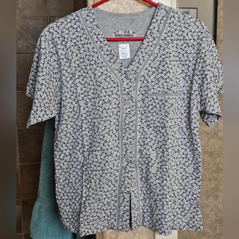EUC Earth Angels Gray Floral Button-Up PJ Set